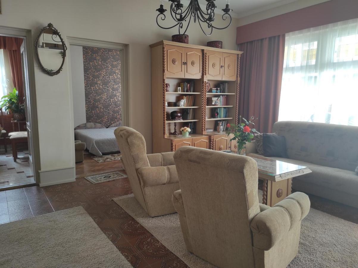 Kovacs Vendeghaz Apartment Hajduszoboszlo Bagian luar foto